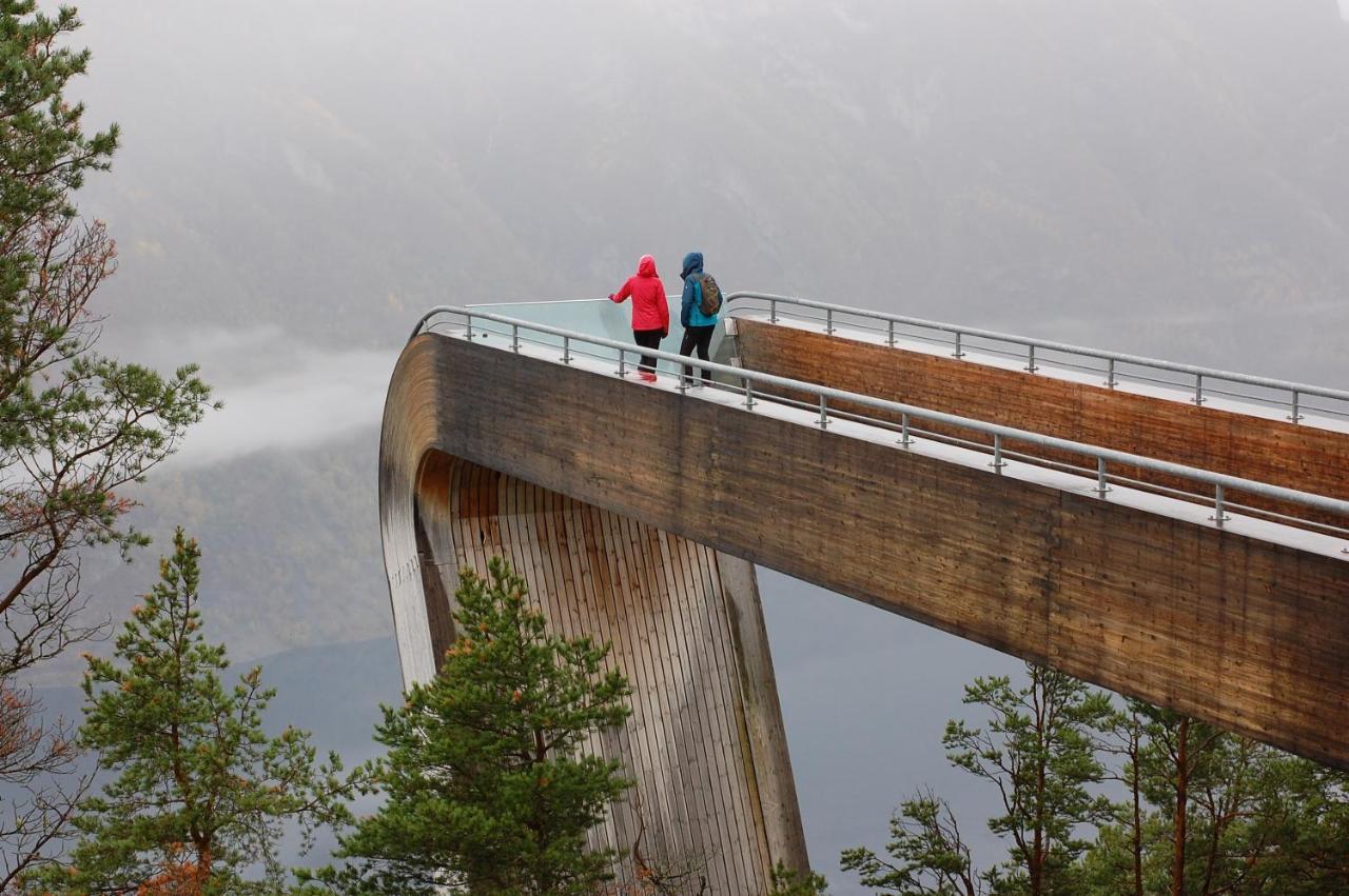 Reinunga Eco Hytta - Mountain Near Accessible Only By Train Or Bike *